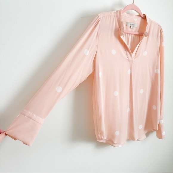 Loft Pale pastel pink white polka dot Sheer Button Front Collared Top sz small - Picture 2 of 11